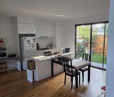 Thomastown - Photo 4