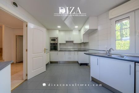 4 bedroom luxury Villa for rent in Madrid, Autonomous Region of Madrid - Photo 3
