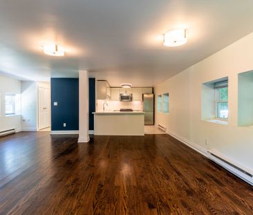 For Lease - 1207 Lorne Park-Coachhous Road, Mississauga, Ontario - Photo 4