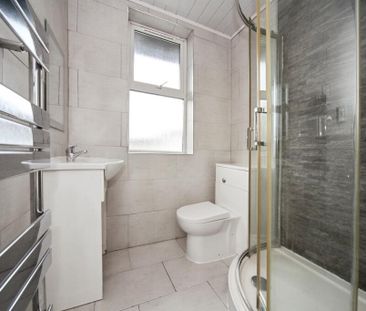 3 Bed Semi-Detached House, St Ethelbert Avenue, LU3 - Photo 6