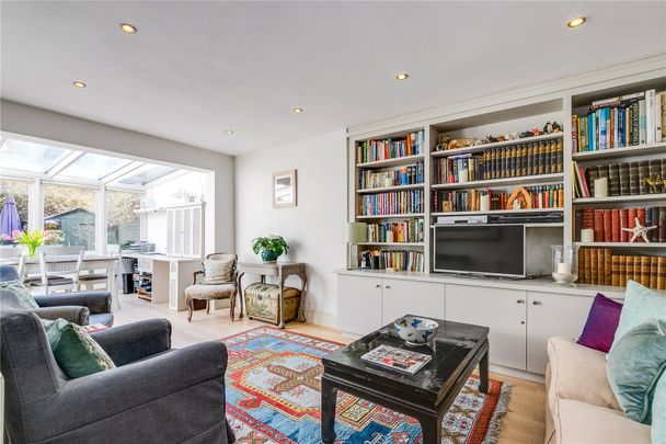 Dafforne Road, London, SW17, London - Photo 1