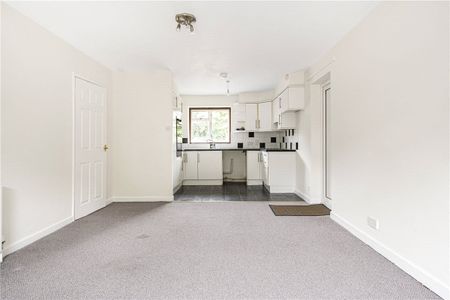 A five bedroom detached property situated within the town of Wendover and includes a one bedroom annexe. - Photo 2