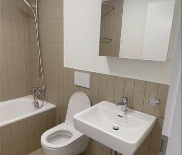 Lease renewal – 2.5 rooms, Nyon (Petite Prairie) on: 01.02.2026 - Photo 6