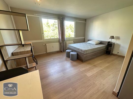 Location Appartement 1 pièce 27m² POITIERS 86000 - Photo 1