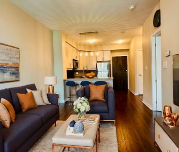 For Lease - 18 Harbour Street Unit# 1704, Toronto, Ontario - Photo 1