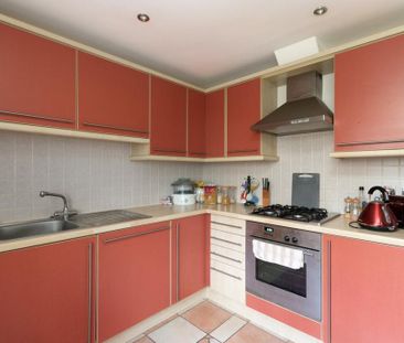 3 bedroom terraced house to rent - Photo 6