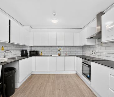 Studio to rent - Photo 3