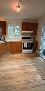 4½ + espace bureau avec fenêtre , 1 265,00 $ - COUR ARRIÈRE PRIVÉE et AMÉNAGÉE, entrée indépendante - Photo 4