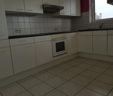 Lichtrijk appartement met een prachtig uitzicht. - Foto 4