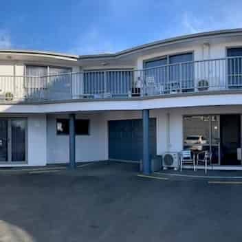 Apartment Living by the Sea - Photo 1