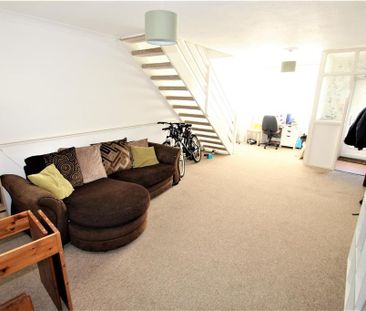 2 bedroom terraced house to rent - Photo 6