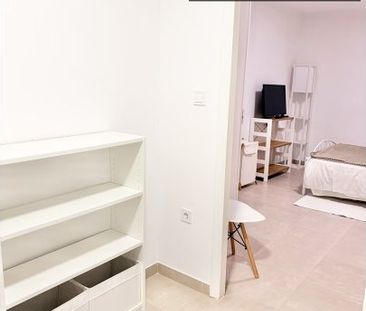 valencia, Valencian Community 46025 - Photo 6