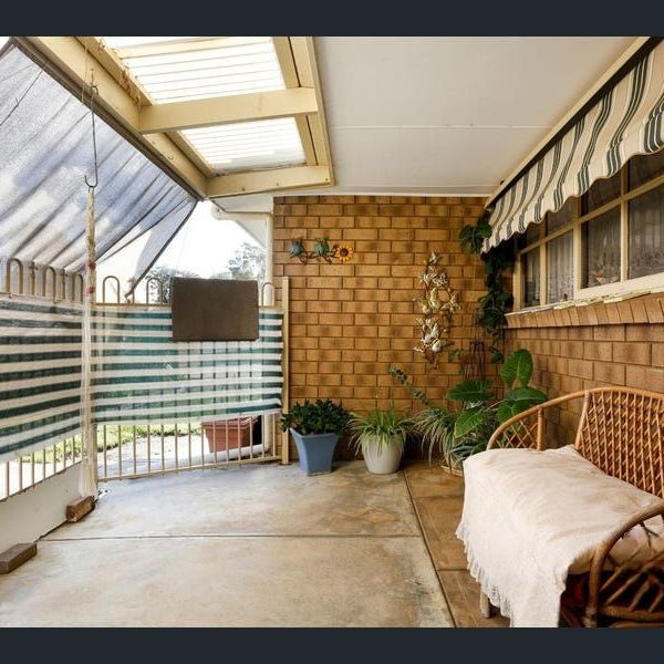 Neat and sweet unit in the heart of Gawler - Photo 1