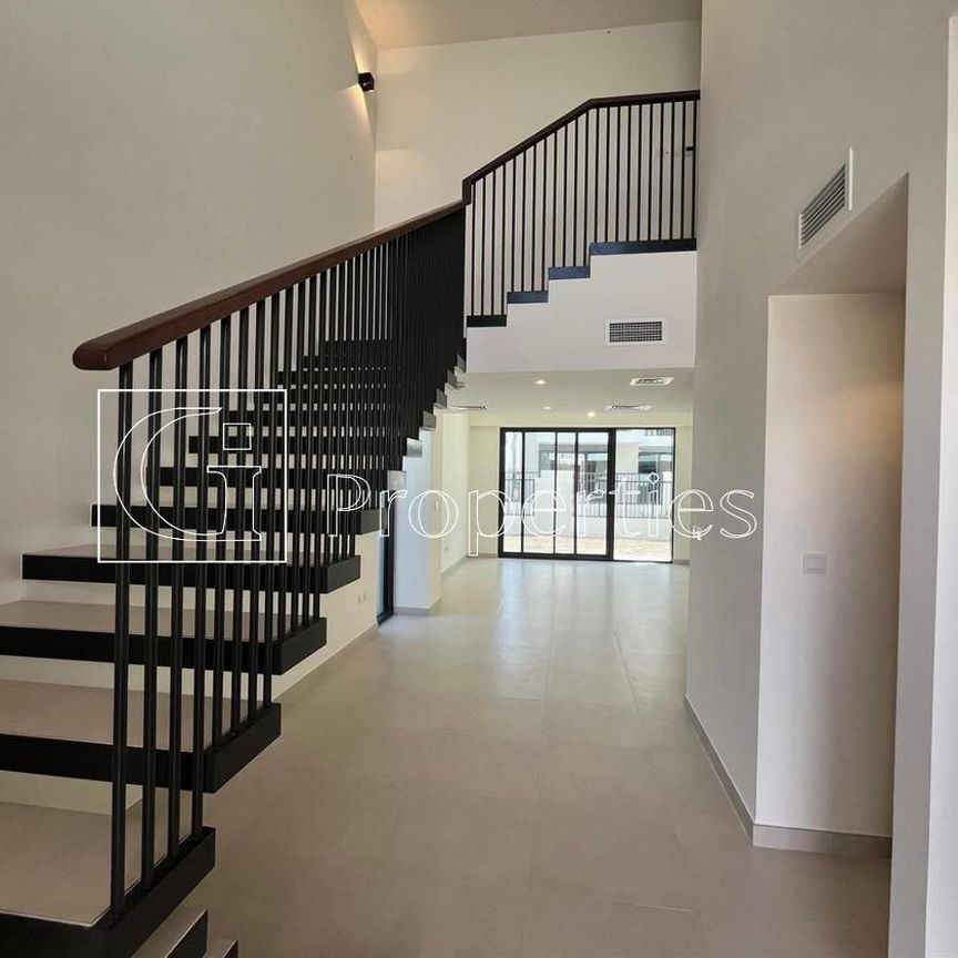 Single Row | Close to Park | Brand New - Photo 1