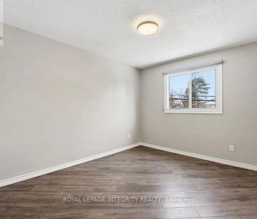 2039 ST. LAURENT BOULEVARD - Photo 6