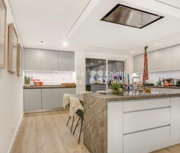 5 room luxury House for rent in Cascais e Estoril, Cascais, Lisbon - Photo 3