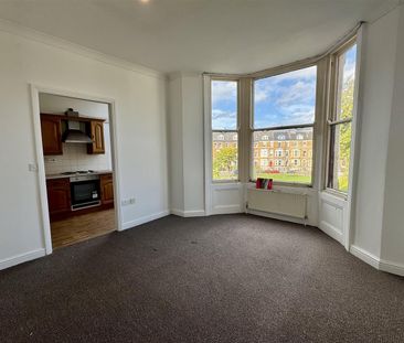 Albemarle Crescent, Scarborough - Photo 3