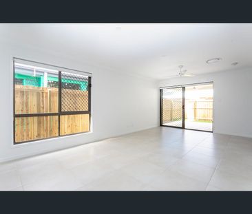 16 Lord Howe Cct, Banya, Qld 4551 - Photo 1