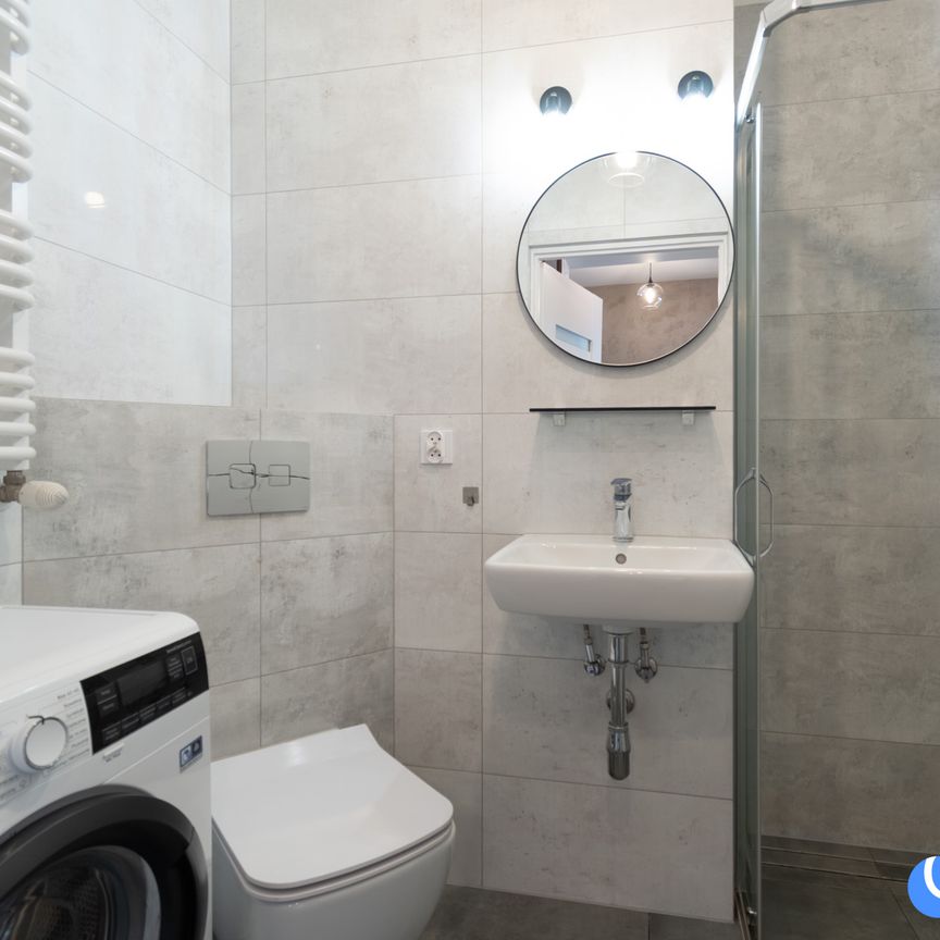 2-pok. 40m2, balkon, parking, Os. Oświecenia - Фото 1