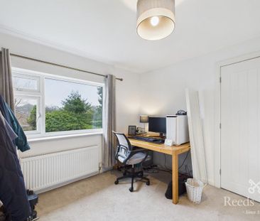 2 bedroom semi-detached house to rent - Photo 5