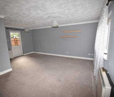 2 bedroom terraced house to rent - Photo 3