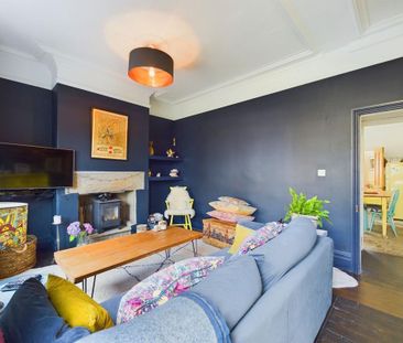 3 bedroom terraced house to rent - Photo 1