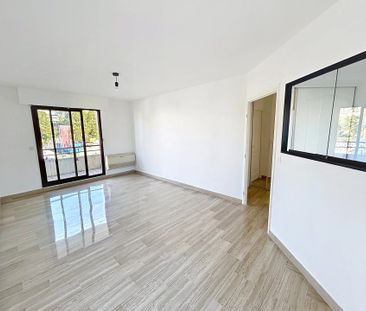 Location Appartement 2 pièces 46m² CANNES 06400 - Photo 3