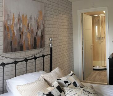 Chichester Road Room 6 - Photo 5