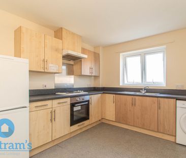 2 bed Flat for Rent - Photo 4