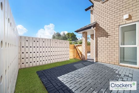 Brand New Family Home - Photo 3