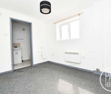 Beresford Road, Lowestoft, Suffolk, NR32 - Photo 2