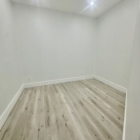 For Lease - 206 Carlton Street Unit# 303, Toronto, Ontario - Photo 1