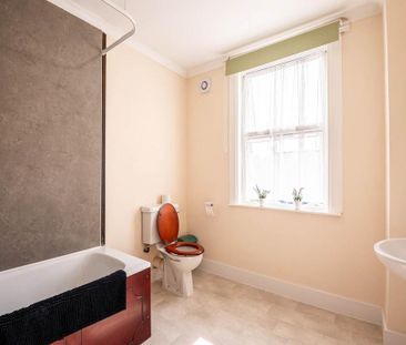 4 bedroom house to rent - Photo 3