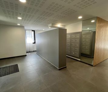 Studio standard de 18 à 19m2 meublé et équipé - Photo 2
