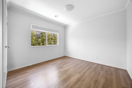 Modern Family Living in Prime Delacombe Location - Photo 4