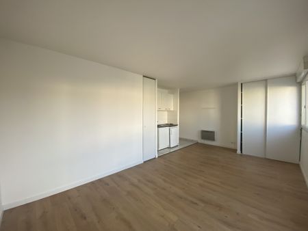 Location Appartement 1 pièce 26m² PALAISEAU 91120 - Photo 4