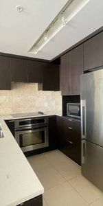 *Central Lonsdale with Spectacular Views* (Vista Place) - 2bed/2bath - Photo 3