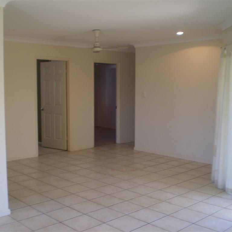 Well-Presented Family Home in Convenient Kirwan Location! - Photo 1