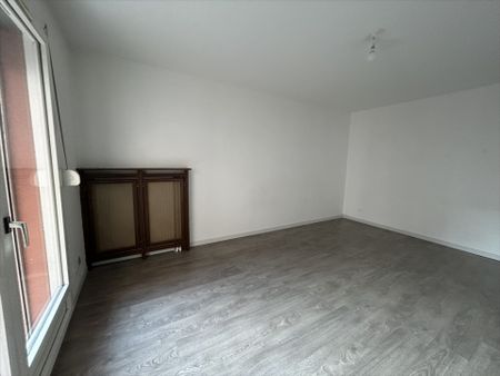 Location Appartement 2 pièces 51m² - Photo 4