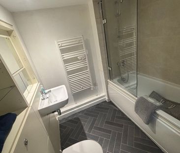 Paramount, Beckhampton Street, Swindon - Photo 3