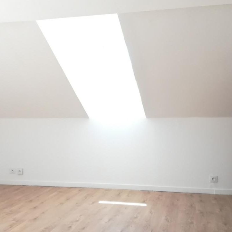 Location Appartement 2 pièces 28m² ELBEUF 76500 - Photo 1