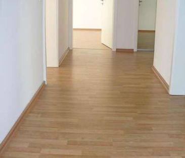 4 Raum Wohnung mit barrierefreiem Zugang, Tageslichtbad, Balkon, Gl... - Foto 3