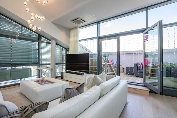 Deansgate, Manchester - Photo 1