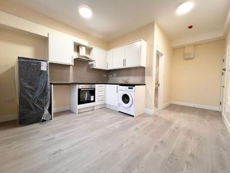 Studio to rent - Photo 3