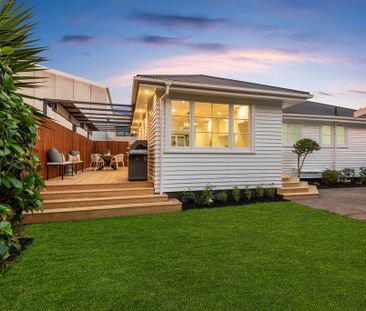 Fully Renovated Home - Photo 1