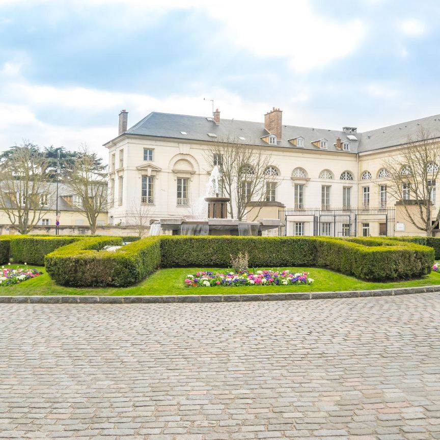 location Appartement T3 DE 78.61m² À ST GERMAIN EN LAYE - Photo 1