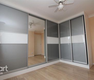 3 bedroom semi-detached house to rent - Photo 6