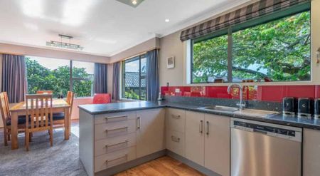 18 Bullar Street, Grasmere - Photo 4