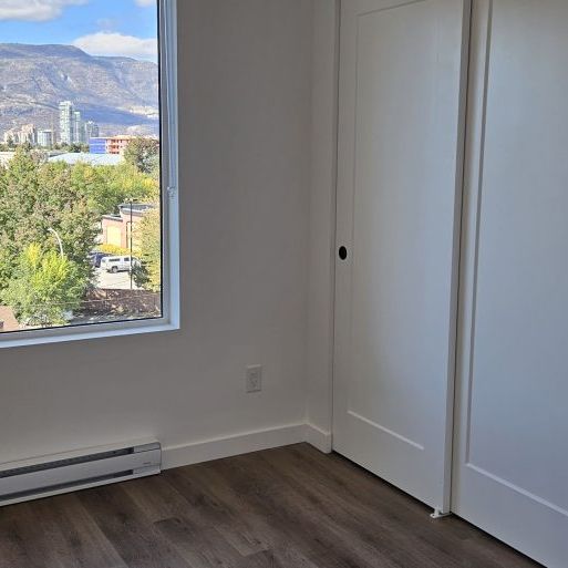 New 1bed 1bath Cond: 5 Crossings – Available Now - Photo 1