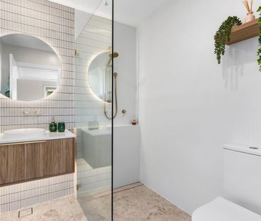 Single Level Renovated Family Home - Photo 6